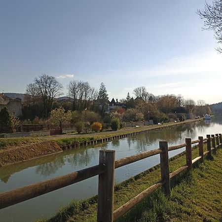 Gite Le 16, Sous Les Tremieres Fleurey-sur-Ouche Εξωτερικό φωτογραφία